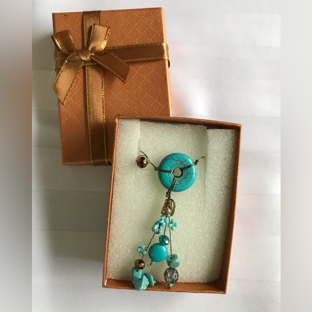 Turquoise Necklace - Picture 5 of 5